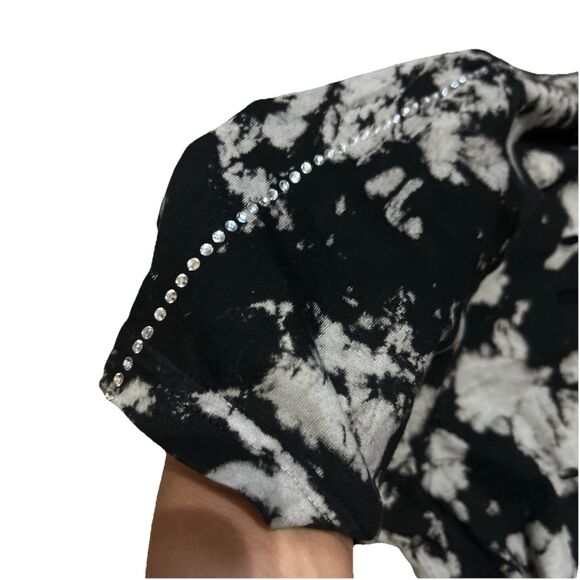 Affliction Women Goth Skulls Heart Rhinestone T-shirt Large Distressed Biker NWT - Picture 4 of 12